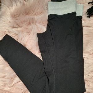 Victoria's Secret Pink leggings with logo on side size small